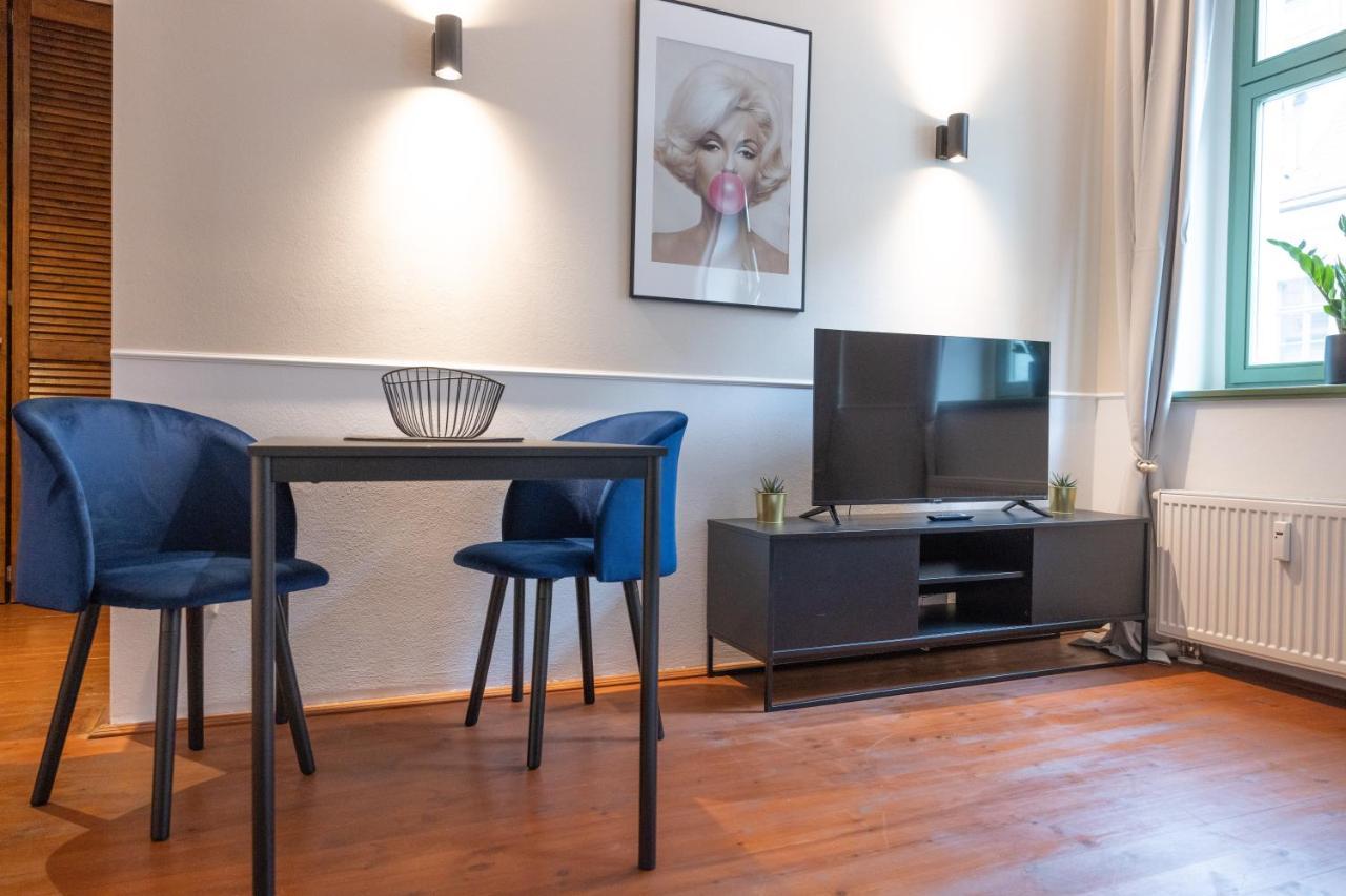 Hip & Minimalist - Stadt Apartments Am Malerweg Pirna Buitenkant foto
